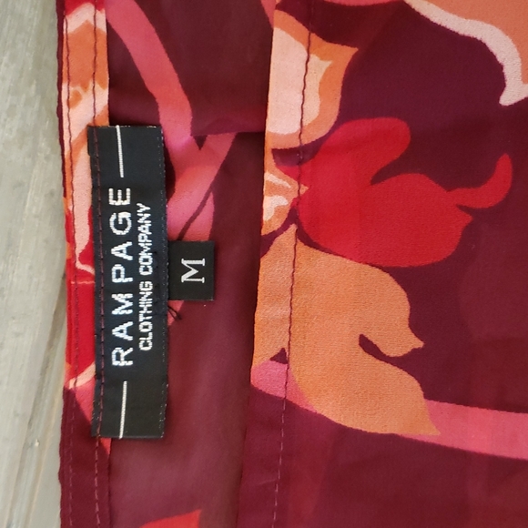 Sheer maroon printed top - Picture 4 of 4